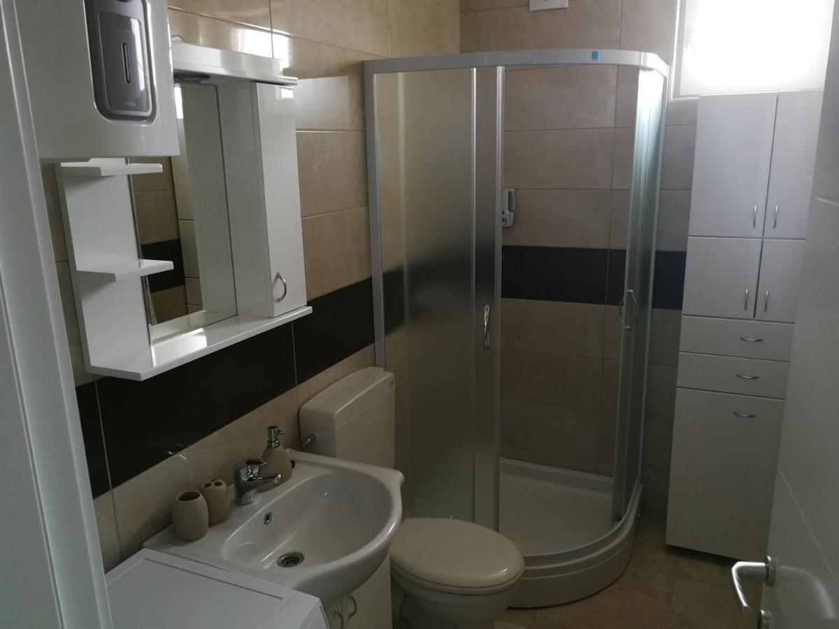 Danica Apartment Sremska Mitrovica Exterior foto